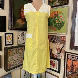 70s Vintage Philmaid Yellow Sleeveless A-Line Zip Front House Dress with Pocket
